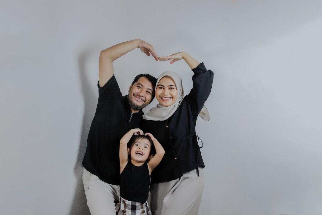 Rahasia 3 Kunci Emas Parenting Islami ala Ustadz Faris BQ yang Jarang Diungkap