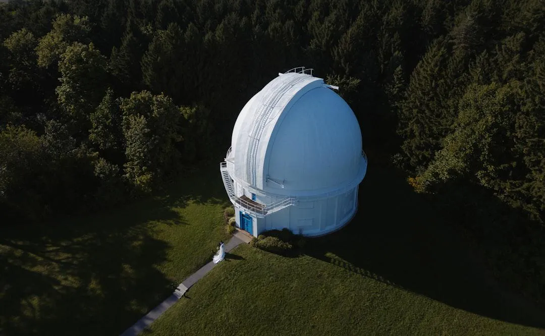 Mobil Ekuator: Astronomi Keliling untuk Generasi Sains Indonesia